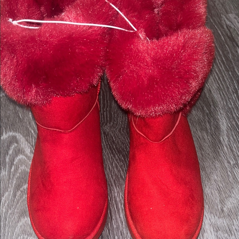 Juicy Couture Vibrant Red Fur-Lined Boots - Picture 4 of 4